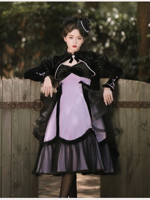 Hera Greets Gothic Lolita Dress by Urtto (UT01)